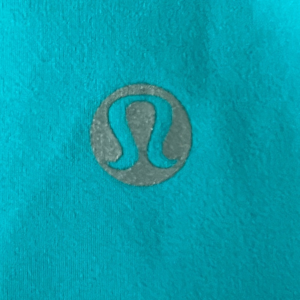 Lululemon Racerback shirt - Picture 4 of 4